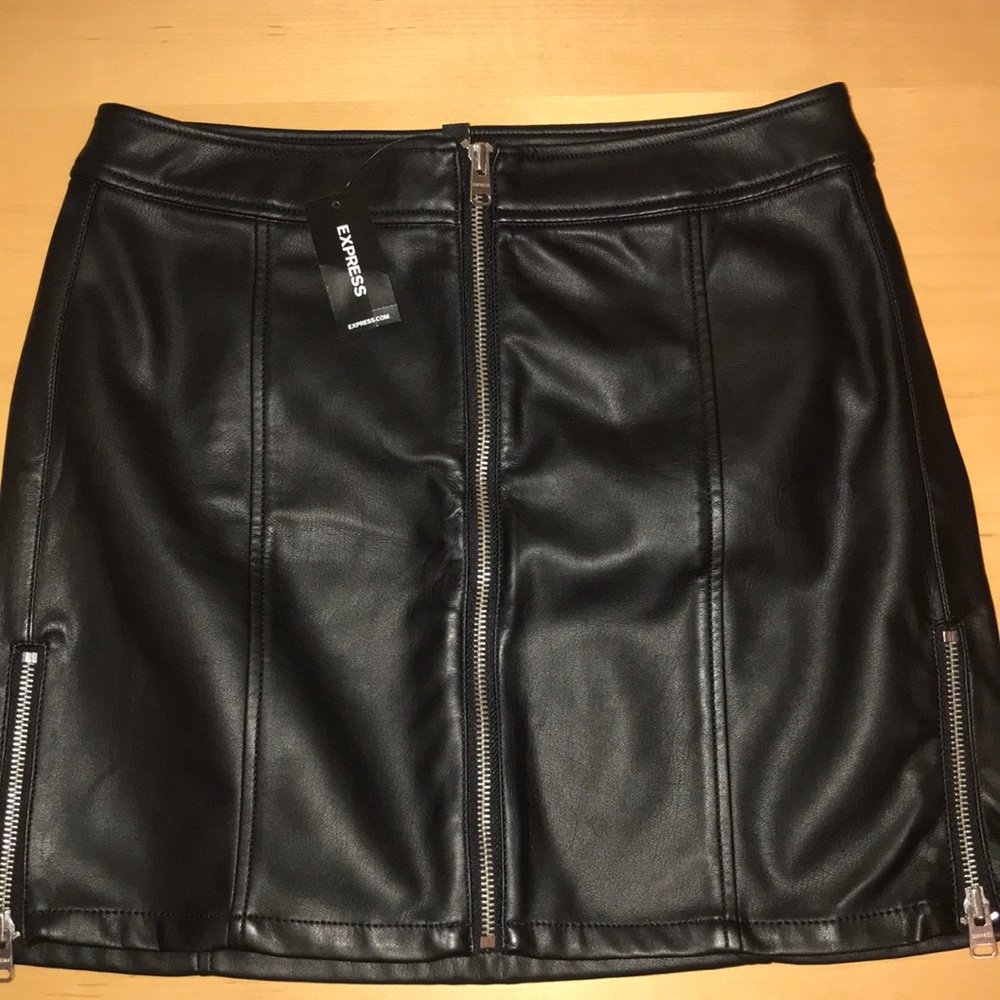 Express leather mini skirt